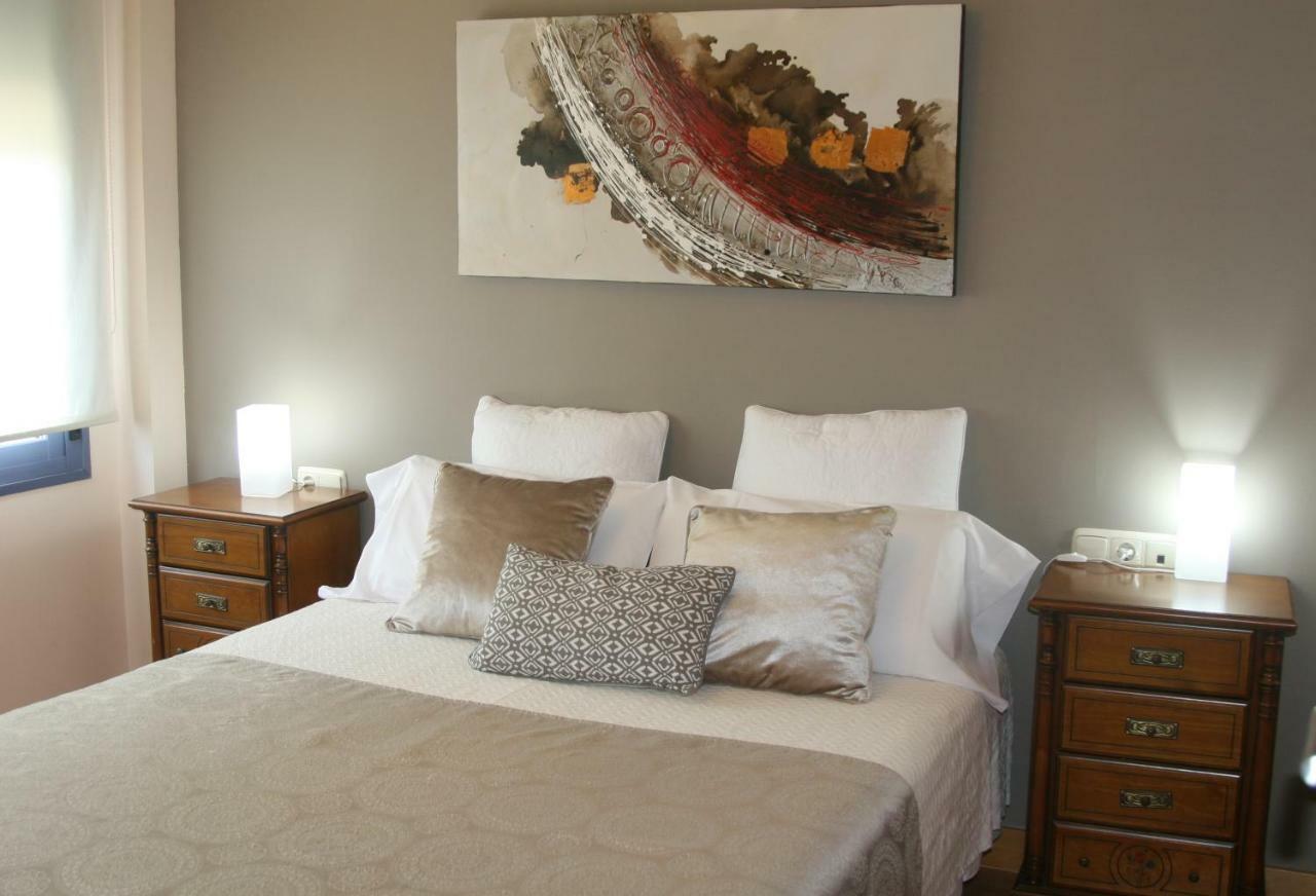 Apartamento Malaga Centro Y Playa-Parking ภายนอก รูปภาพ
