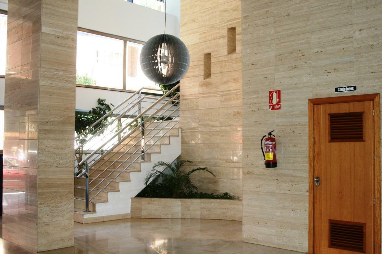 Apartamento Malaga Centro Y Playa-Parking ภายนอก รูปภาพ