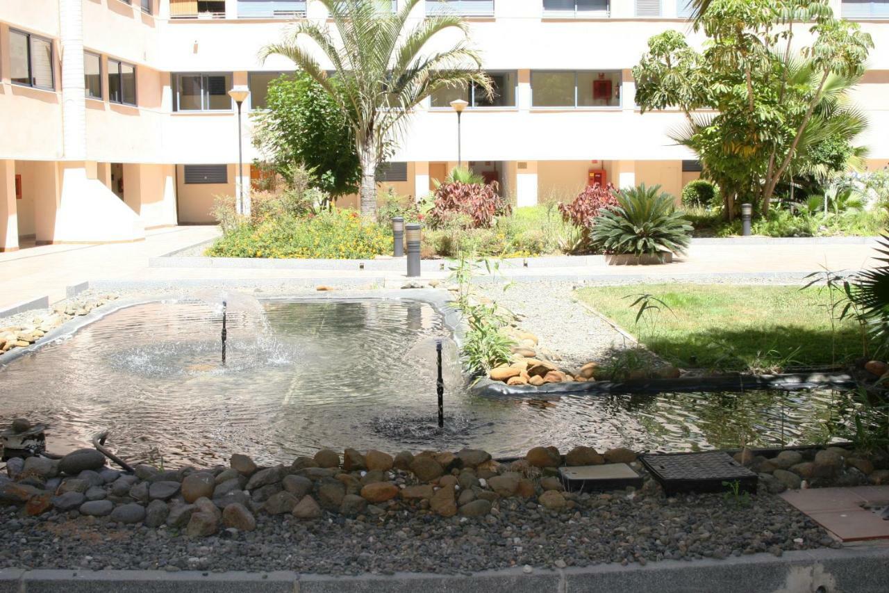 Apartamento Malaga Centro Y Playa-Parking ภายนอก รูปภาพ
